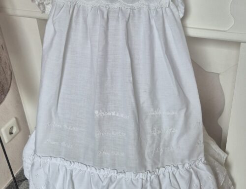 Taufkleid bestickt für Luis 🥰